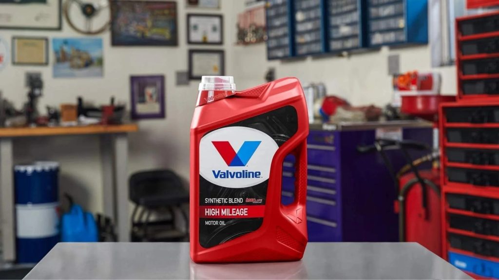 Valvoline MaxLife Engine Oil High Mileage Synthetic Blend 5W-30 for 2001 Chevy Malibu. 